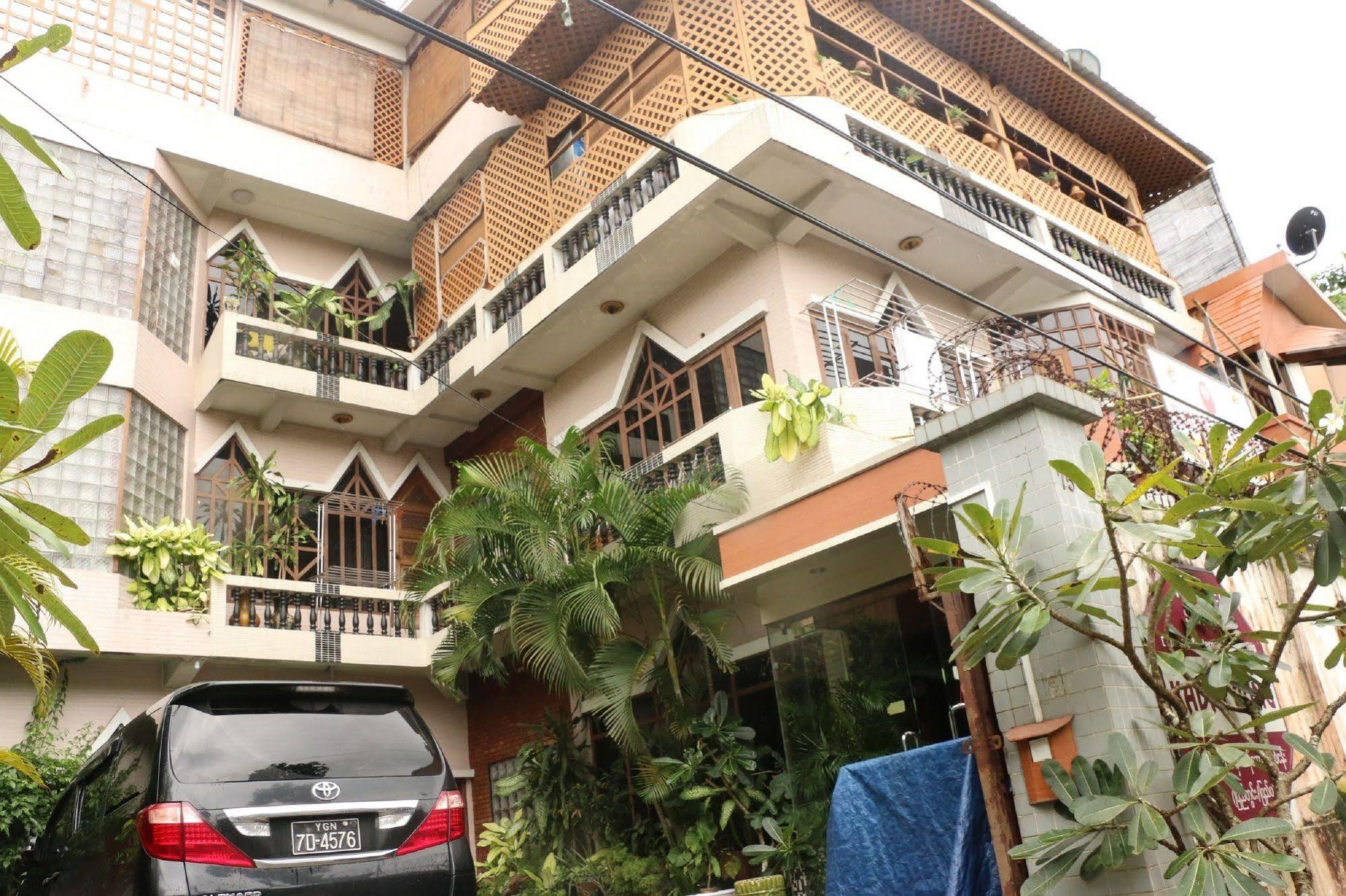Kaung Lay Inn Yangon Esterno foto
